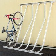 Fahrrad-Kufenparker für Wandbefestigung