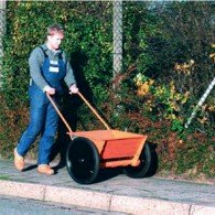 Handstreuwagen für Sand, Salz, Splitt